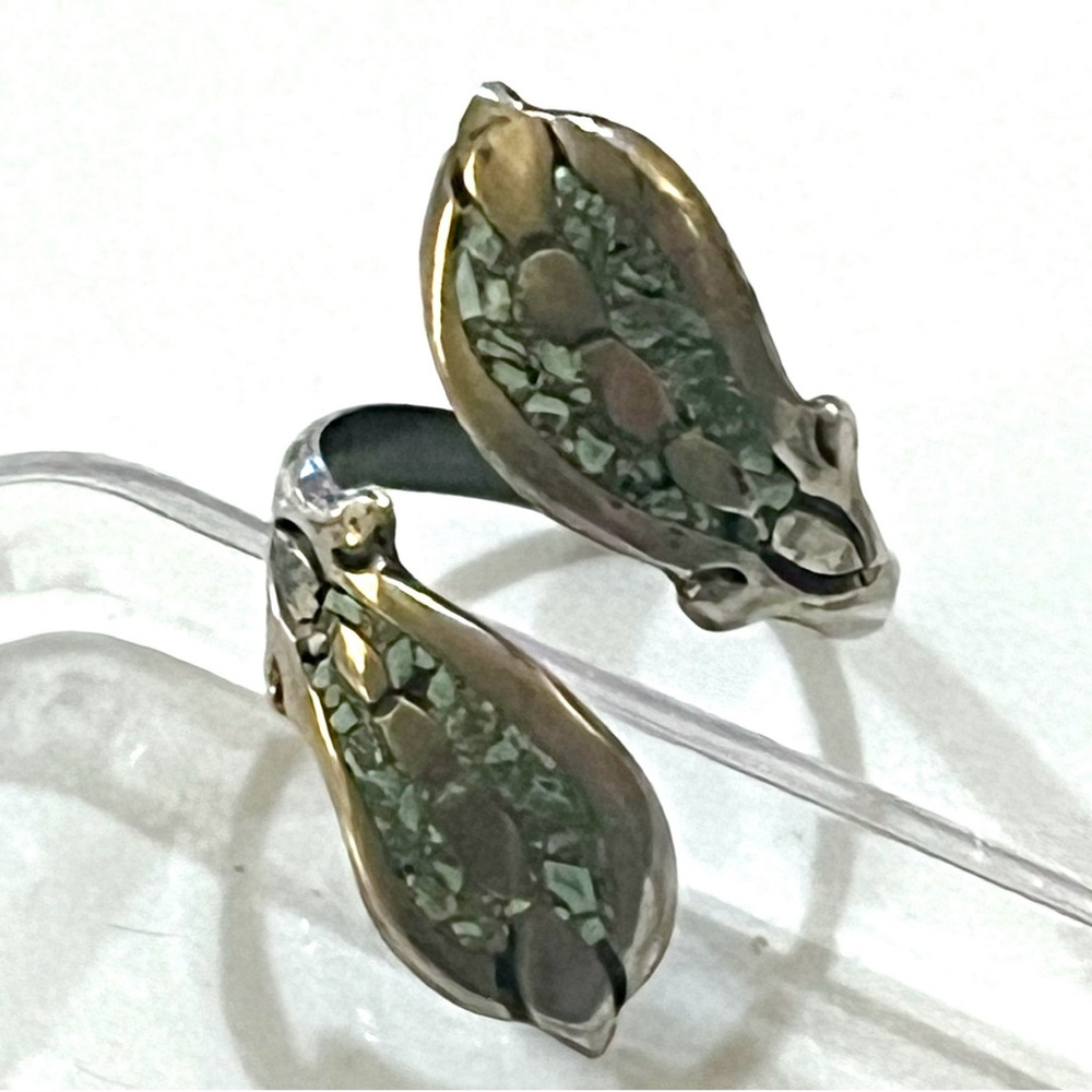 Signed - Taxco, Vintage Crushed Turquoise Sterling Silver Bypass Ring